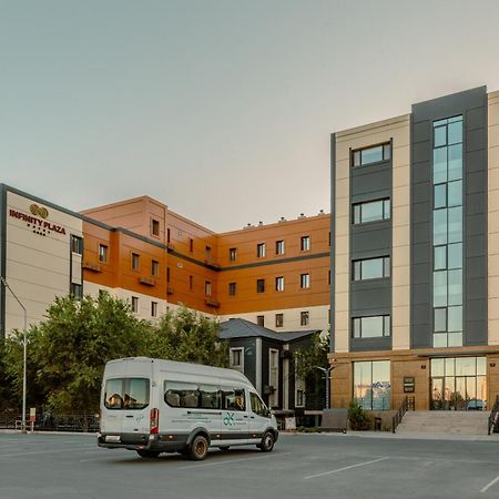 Infinity Plaza Block 1 Hotel Atyraū Exterior foto